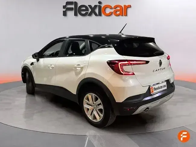 Usado Renault Captur 140 CV (102 kW) 2021 Blanco SUV