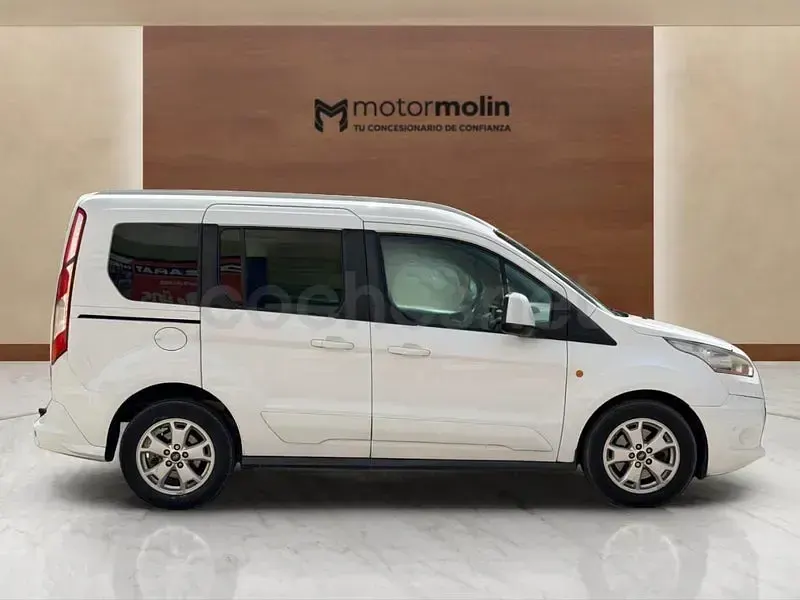 Usado Ford Tourneo Connect Titanium 115 CV (84 kW) 2014 Blanco Monovolumen