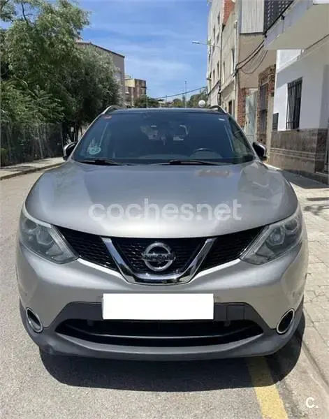 Usado Nissan Qashqai Premium Edition 117 CV (86 kW) 2015 Gris / plata SUV