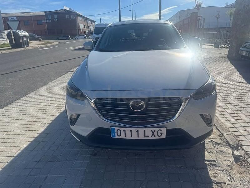 Usado Mazda CX-3 121 CV (88 kW) 2022 Gris / plata SUV