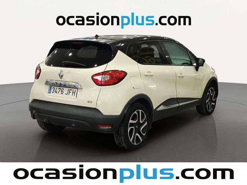 Usado Renault Captur Zen 90 CV (66 kW) 2015 Beige SUV