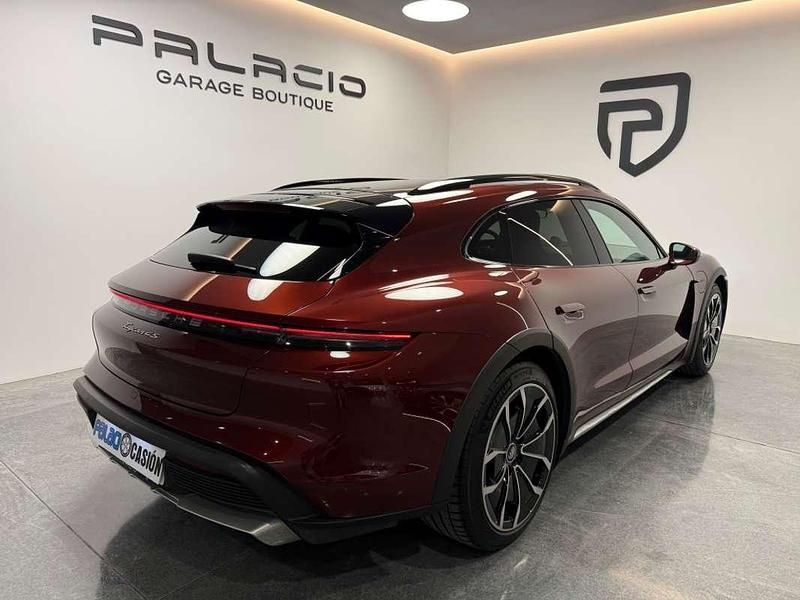 Usado Porsche Taycan Cross Turismo 419 kW (571 CV) 2021 Burdeos Familiar