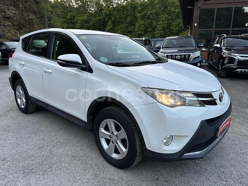 Usado Toyota RAV4 Advance 150 CV (110 kW) 2013 Blanco SUV