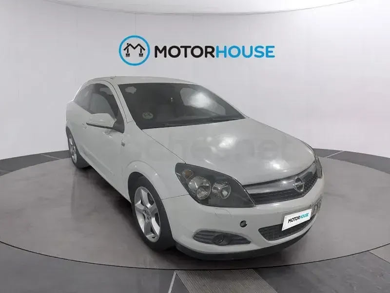Usado Opel Astra GTC Sport 100 CV (73 kW) 2007 Blanco Berlina