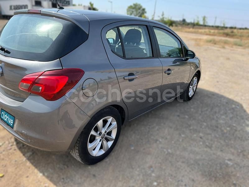 Usado Opel Corsa Selective 90 CV (66 kW) 2016 Gris Utilitario