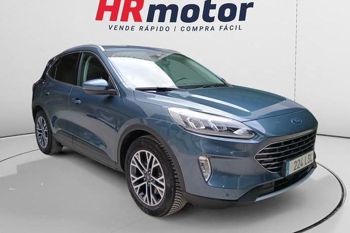 Usado Ford Kuga Titanium 225 CV (165 kW) 2021 SUV