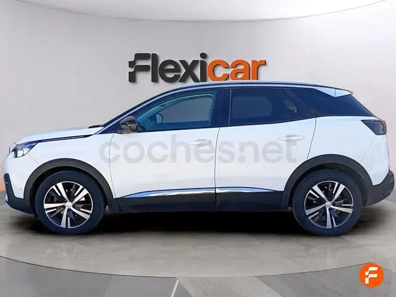 Usado Peugeot 3008 Allure 130 CV (95 kW) 2018 Blanco SUV