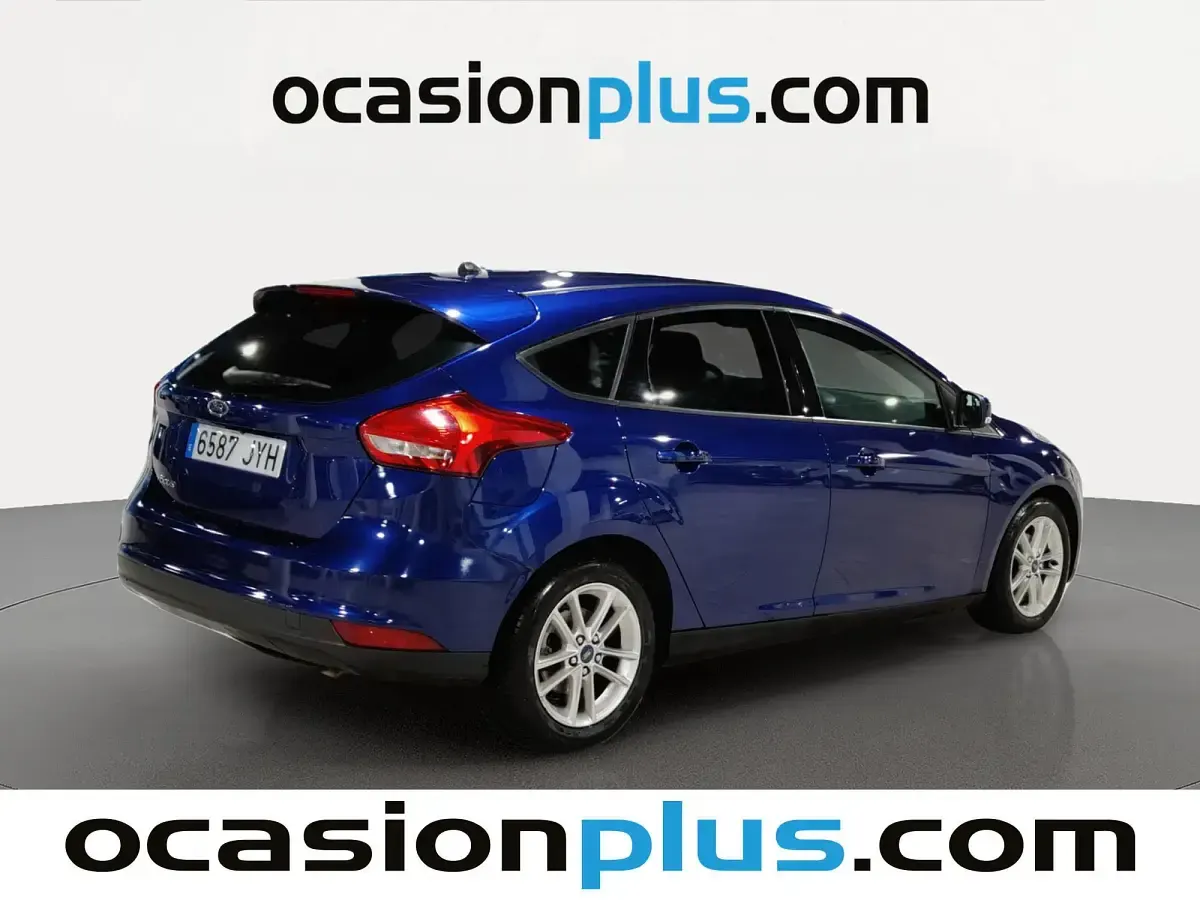 Usado Ford Focus Trend+ 125 CV (91 kW) 2017 Azul Utilitario