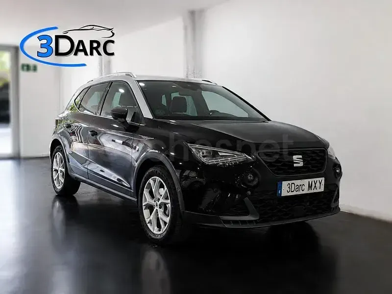 Usado Seat Arona FR 115 CV (84 kW) 2025 Negro SUV