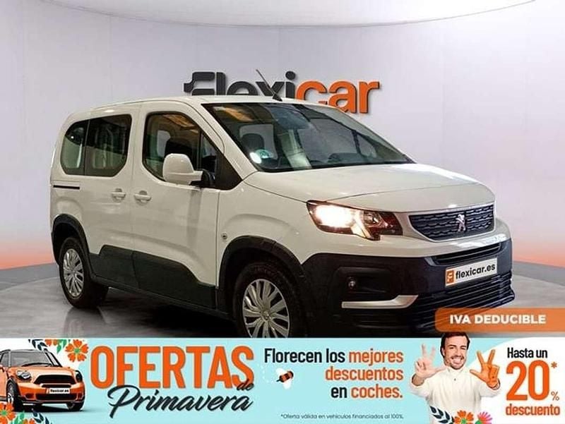 Usado Peugeot Rifter Active 101 CV (74 kW) 2020 Blanco Monovolumen