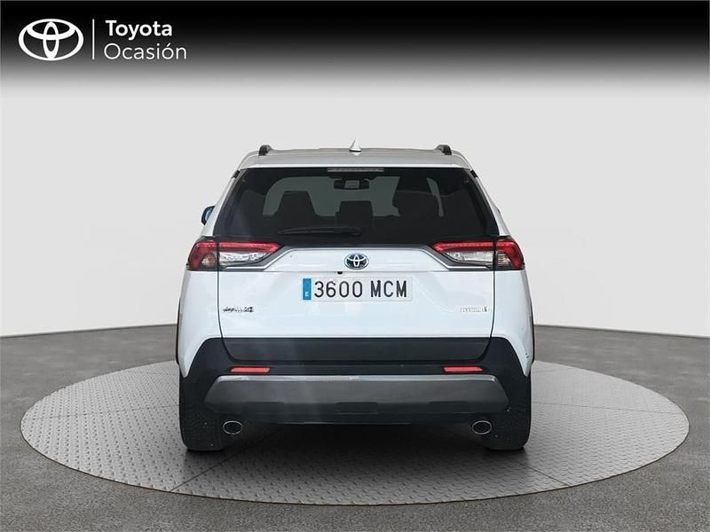 Usado Toyota RAV4 Hybrid Advance 218 CV (160 kW) 2022 Blanco SUV