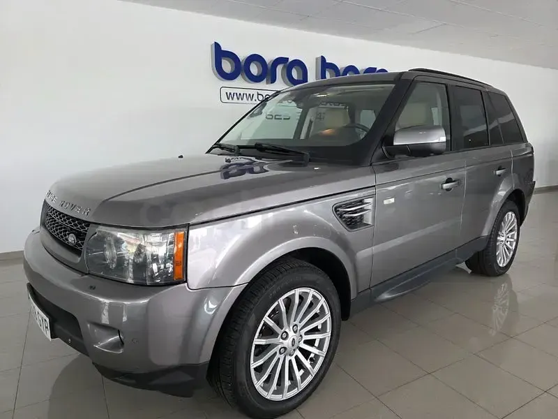 Usado Land Rover Range Rover HSE 245 CV (180 kW) 2010 Gris / plata SUV