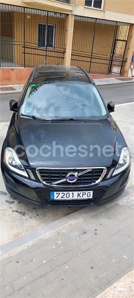 Usado Volvo XC60 Drive Kinetic 163 CV (119 kW) 2011 Negro SUV