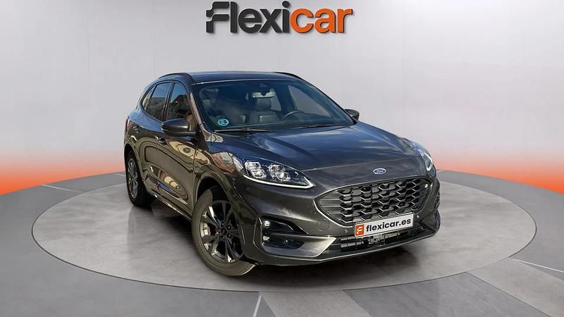 Usado Ford Kuga ST-Line 150 CV (110 kW) 2022 Gris SUV
