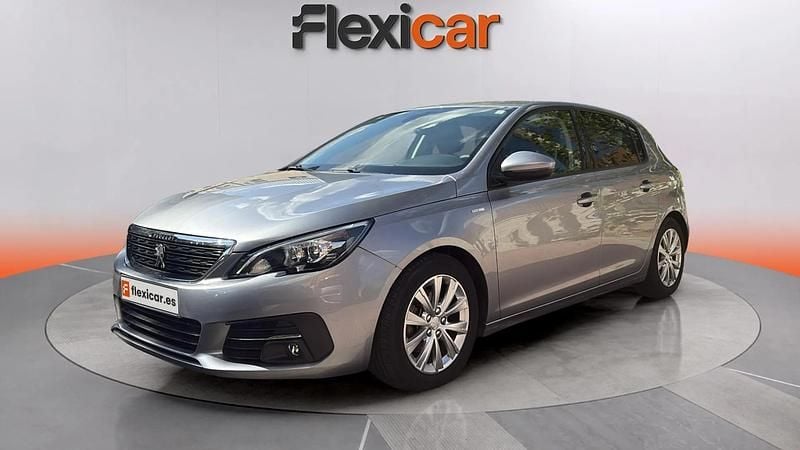 Usado Peugeot 308 Style 131 CV (96 kW) 2020 Gris Utilitario