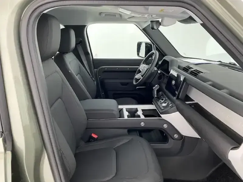 Usado Land Rover Defender S 249 CV (183 kW) 2025 Verde SUV