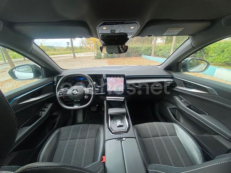 Usado Renault Austral Techno 158 CV (116 kW) 2024 Rojo SUV