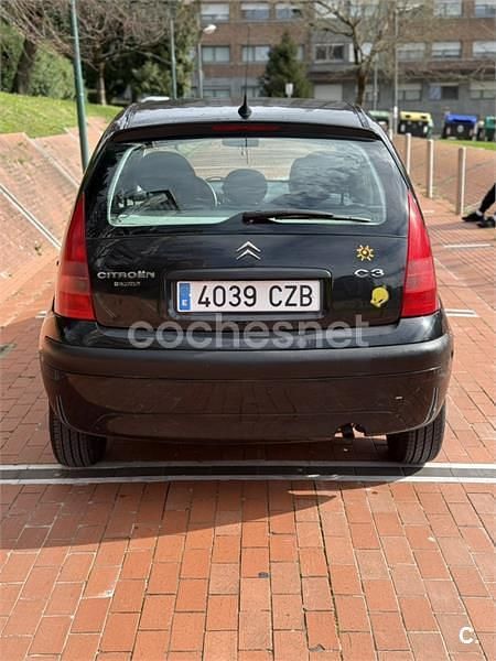 Usado Citroën C3 61 CV (44 kW) 2004 Negro Berlina