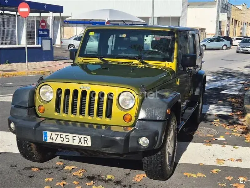 Usado Jeep Wrangler Unlimited Sport 177 CV (130 kW) 2007 Naranja SUV