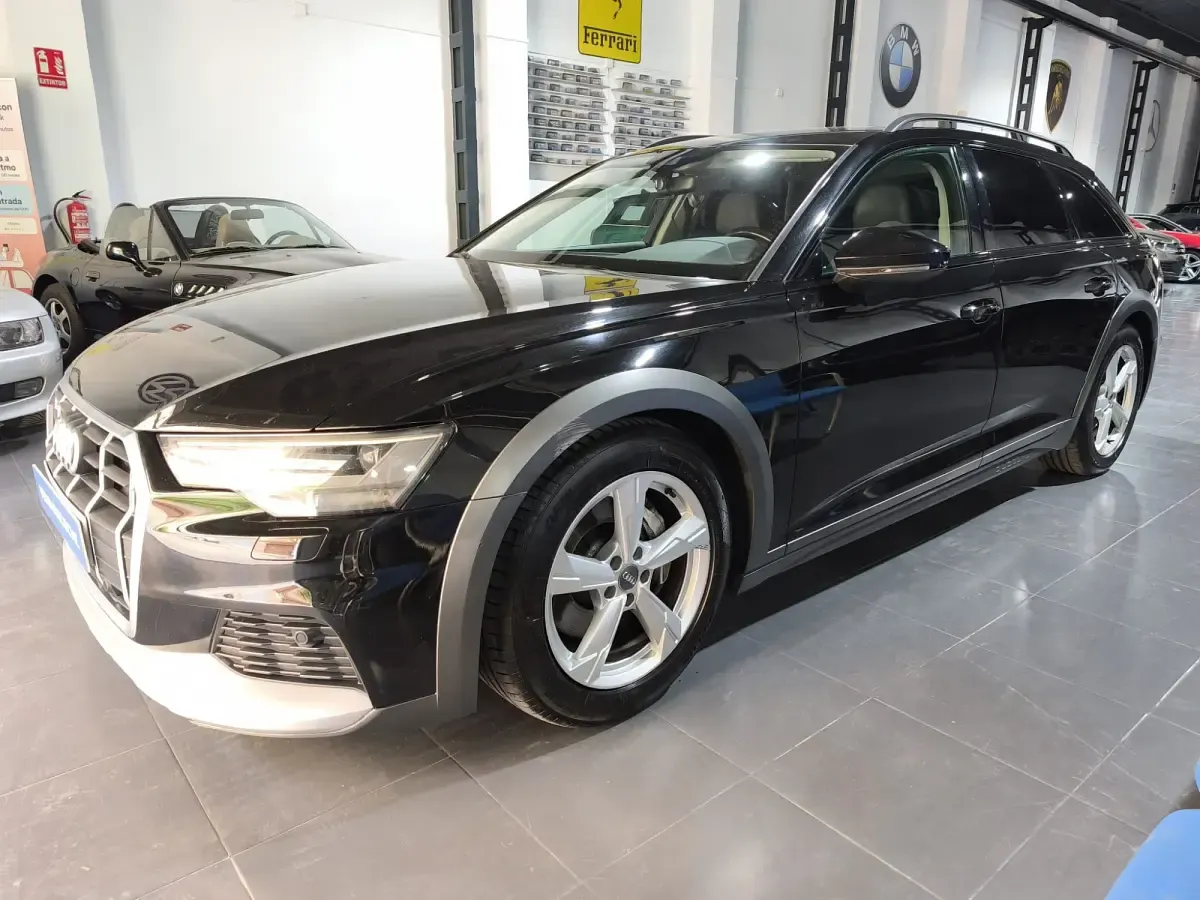 Usado Audi A6 Allroad 286 CV (210 kW) 2021 Negro Familiar