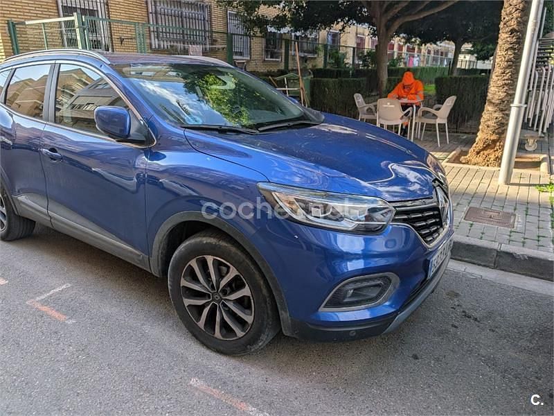 Usado Renault Kadjar Zen 140 CV (102 kW) 2021 Azul SUV