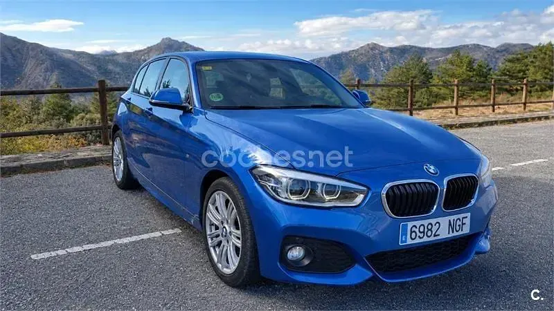 Usado BMW 120 177 CV (130 kW) 2015 Azul Utilitario
