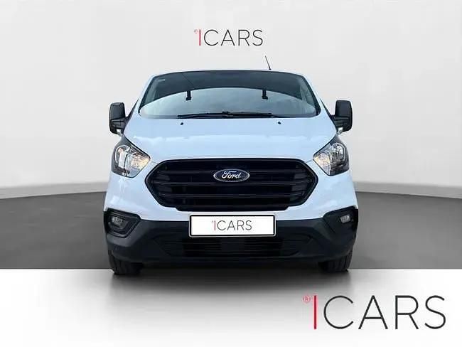 Begagnad Ford Transit Custom Ambiente 107 HK (78 kW) 2019 Vit Sedan
