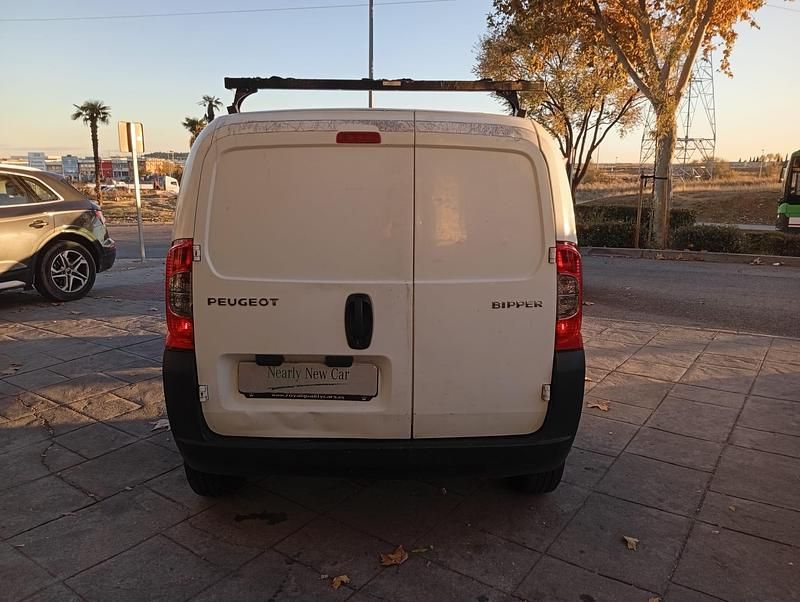 Usado Peugeot Bipper 80 CV (58 kW) 2018 Blanco Monovolumen