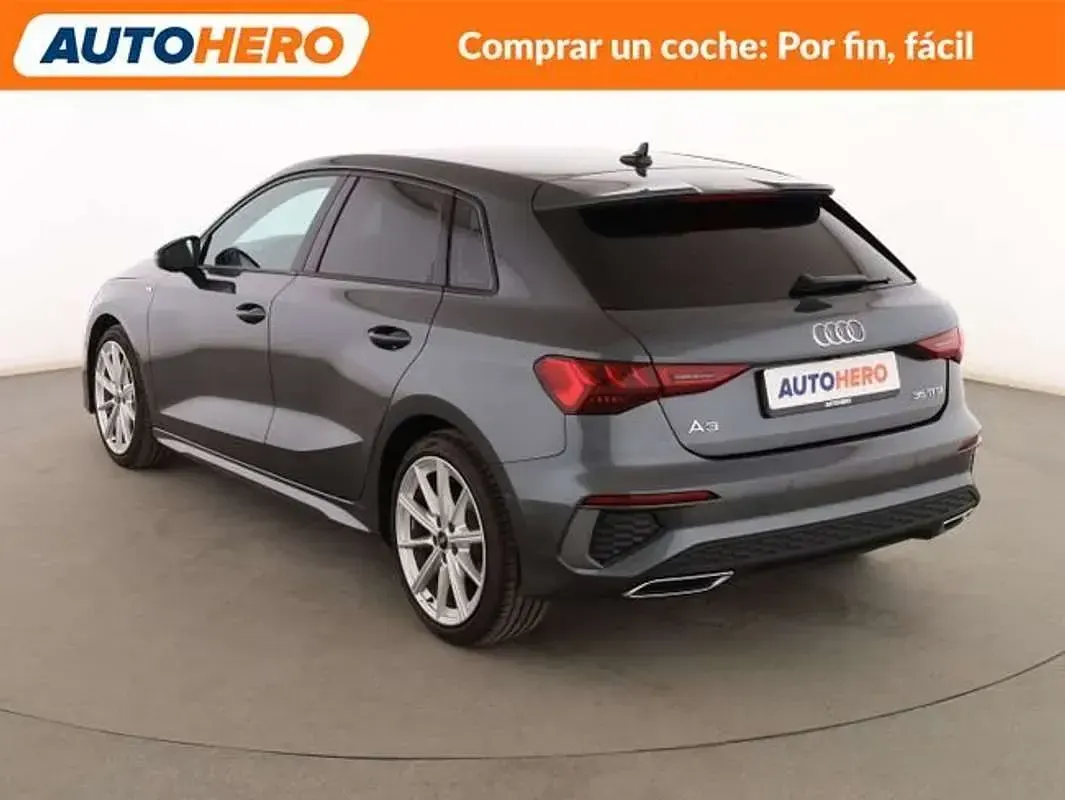 Usado Audi A3 S-Line 150 CV (110 kW) 2023 Gris Berlina