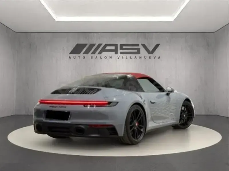 Usado Porsche 911 541 CV (397 kW) 2024 Gris / plata Coupe