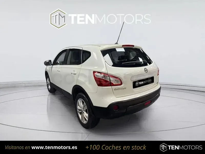 Usado Nissan Qashqai Acenta 110 CV (80 kW) 2013 Blanco SUV