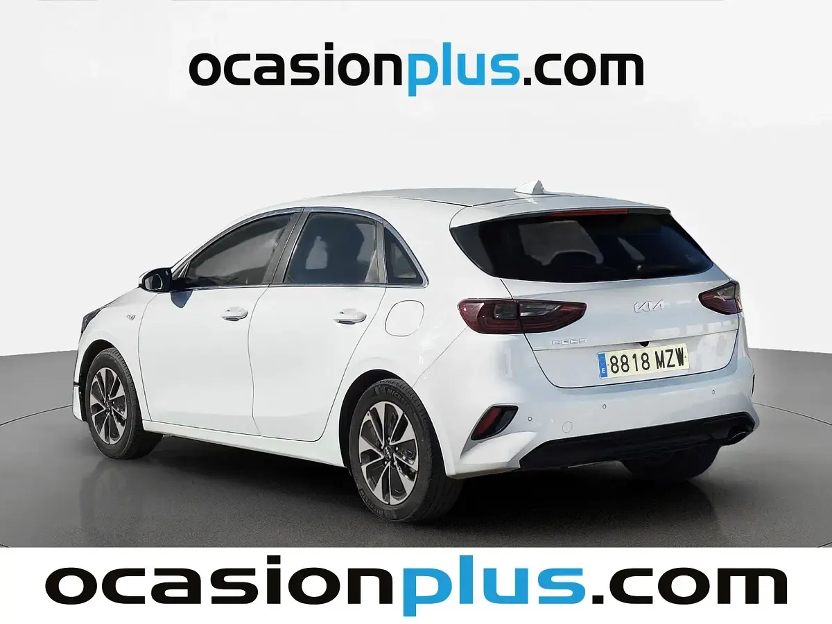 Usado Kia Ceed 101 CV (74 kW) 2025 Blanco Utilitario