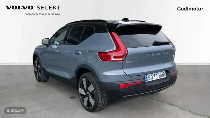 Usado Volvo XC40 Ultimate 185 kW (252 CV) 2023 Gris SUV