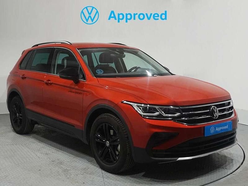Usado VW Tiguan Sport 150 CV (110 kW) 2023 Rojo SUV