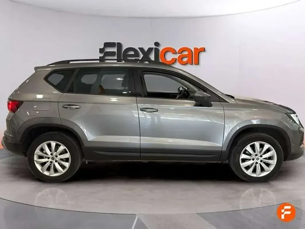 Usado Seat Ateca 150 CV (110 kW) 2022 Gris SUV