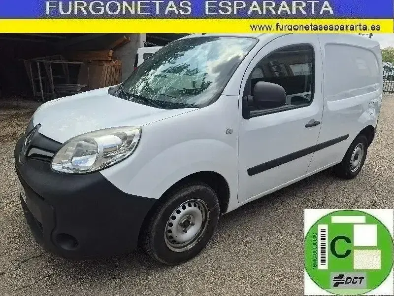 Usado Renault Kangoo 75 CV (55 kW) 2019 Blanco Monovolumen