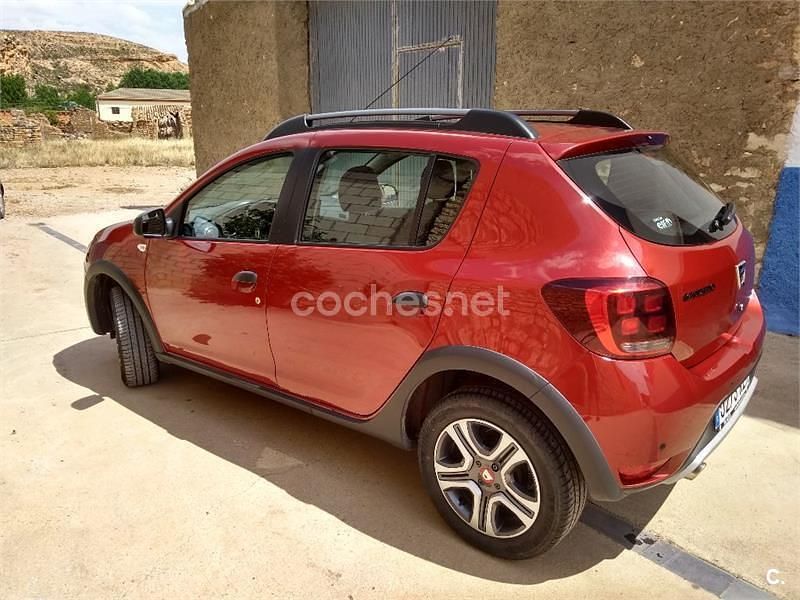 Brugt Dacia Sandero Stepway 90 HK (66 kW) 2019 Rød Sedan