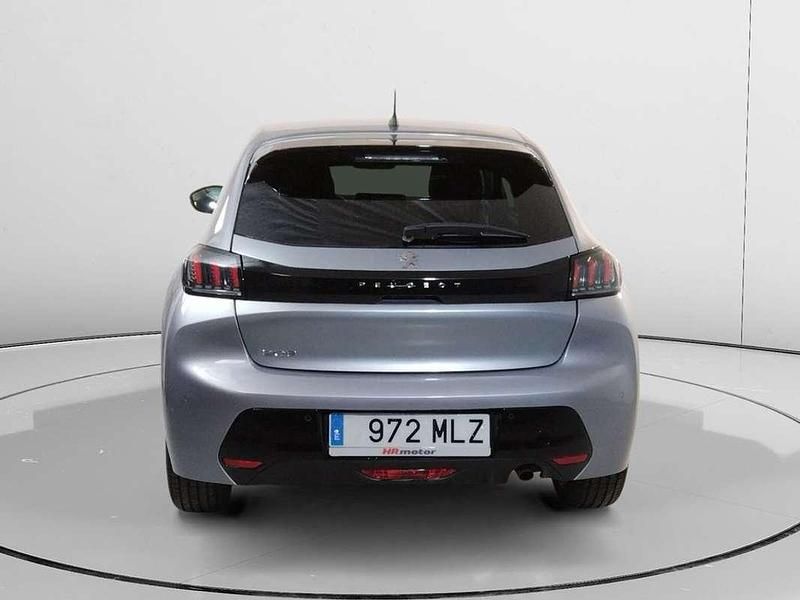 Usado Peugeot 208 Allure 102 CV (75 kW) 2023 Gris Utilitario