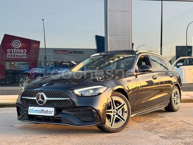 Usado Mercedes C220 200 CV (147 kW) 2021 Negro Familiar