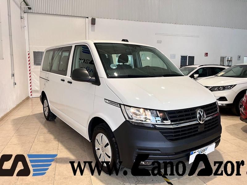 Blanco Usado 2023 VW Caravelle Comfortline Monovolumen | 39.900 € (Un poco caro) - Imagen 1/4