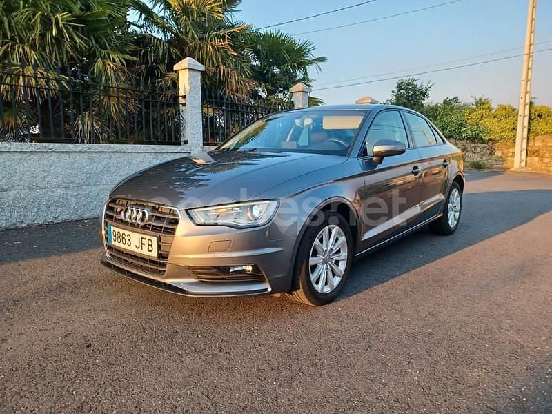 Usado Audi A3 110 CV (80 kW) 2016 Gris / plata Berlina
