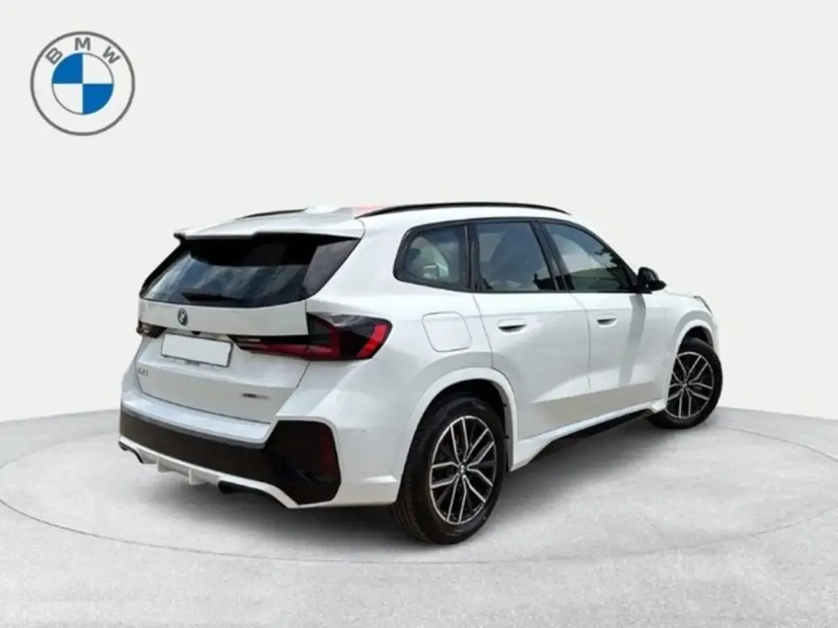 Usado BMW iX1 Comfort Edition 230 kW (313 CV) 2026 Blanco SUV