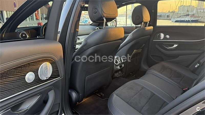 Usado Mercedes E300 320 CV (235 kW) 2020 Negro Berlina