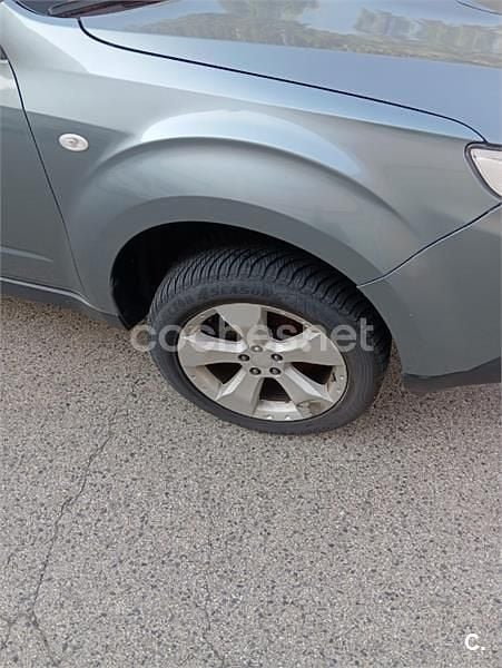 Usado Subaru Forester 147 CV (108 kW) 2011 Gris / plata SUV