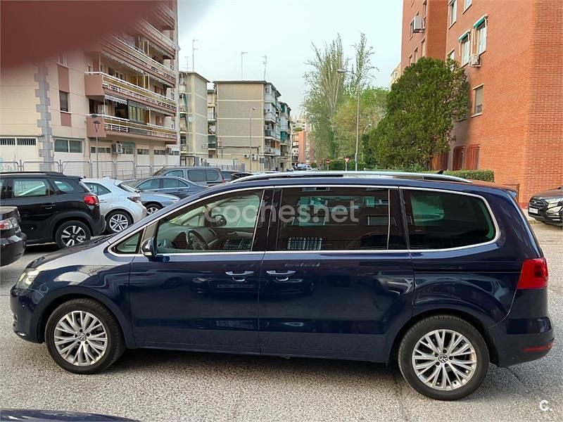 Usado VW Sharan Sport 170 CV (125 kW) 2011 Azul Monovolumen