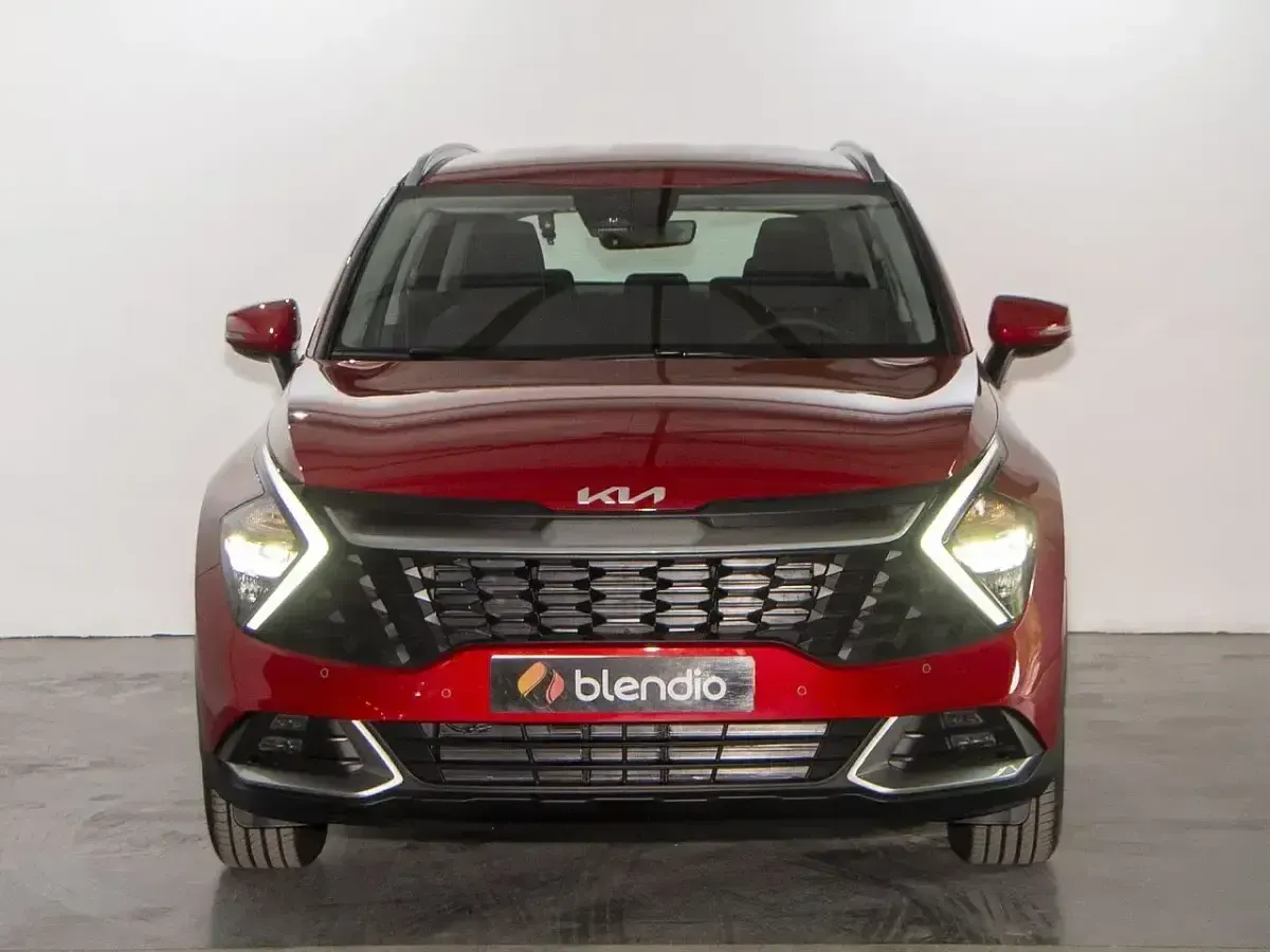 Usado Kia Sportage 136 CV (100 kW) 2024 Rojo SUV