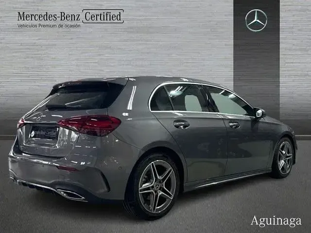 Usado Mercedes A200 150 CV (110 kW) 2024 Gris montaña
