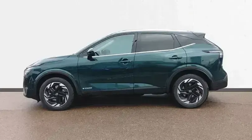 Usado Nissan Qashqai N-Connecta 190 CV (139 kW) 2024 Deep ocean black SUV