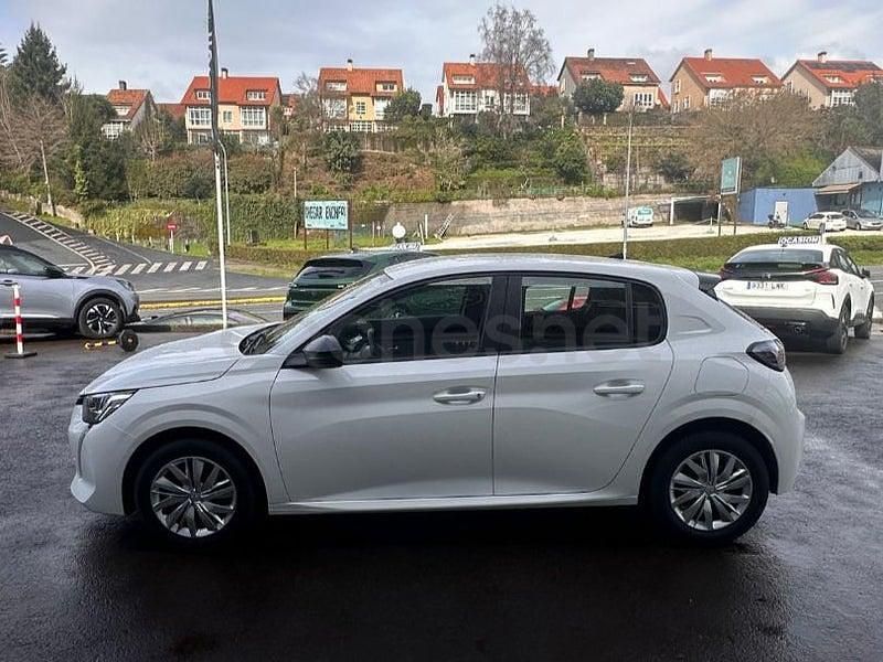 Usado Peugeot 208 Active 100 CV (73 kW) 2022 Blanco Utilitario