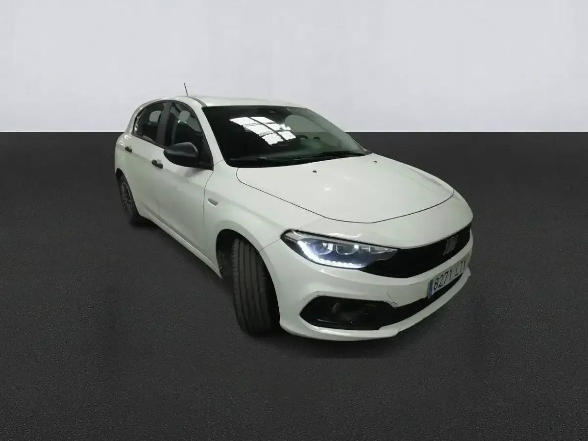 Occasion Fiat Tipo City Life 95 PK (69 kW) 2021 Wit Sedan